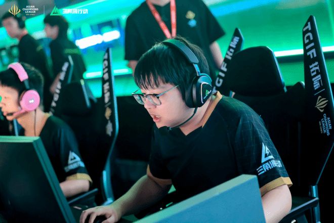 赖因德斯 赖因德斯